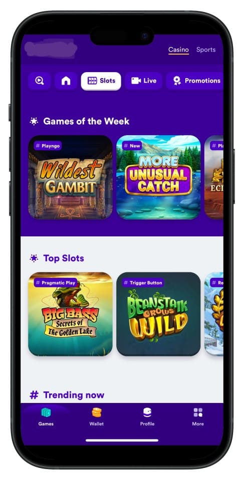 Screenshot showing 7j777 App interface with intuitive menus and game choices
